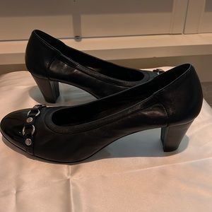 AGL Cap Toe Pump